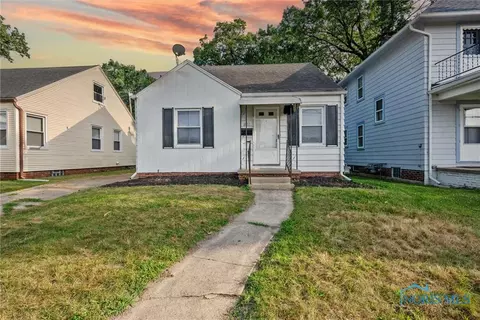 2553 W Sylvania Ave, Toledo, OH 43613