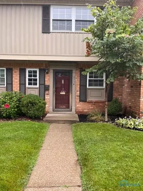 6534 Cornwall Ct, Sylvania, OH 43560