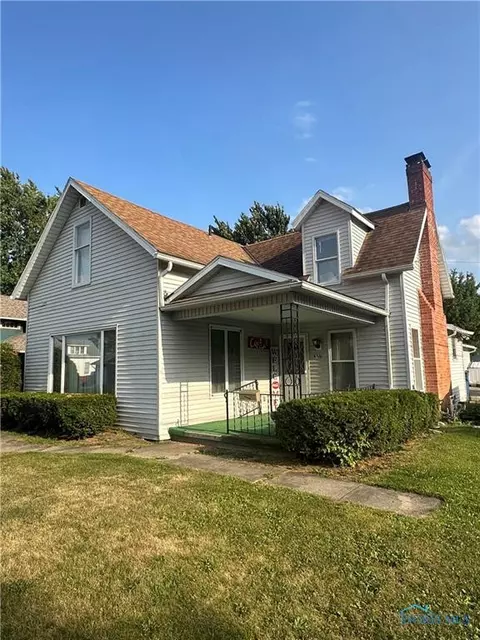416 Summit St, Kenton, OH 43326 photo 2