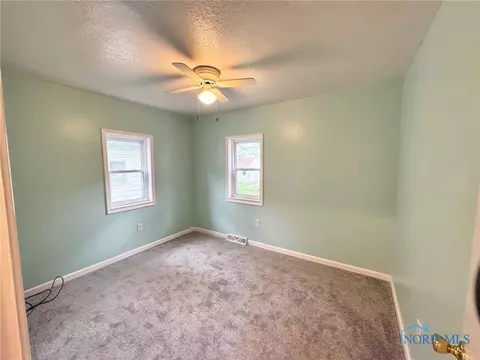 416 Cherry St, Genoa, OH 43430 photo 9