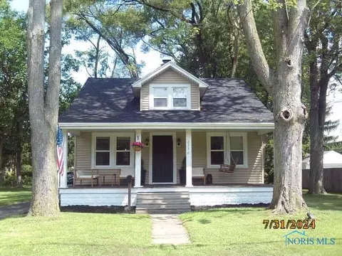 6736 Long St, Sylvania, OH 43560