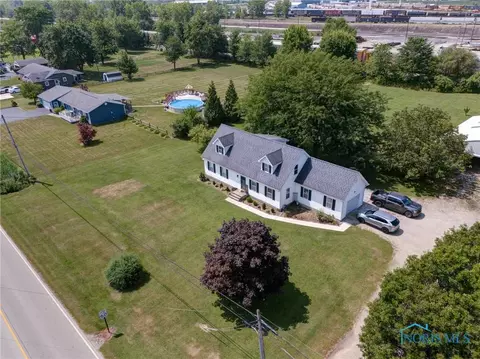 28965 E Broadway St, Walbridge, OH 43465 photo 3