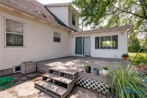 28965 E Broadway St, Walbridge, OH 43465 photo 8