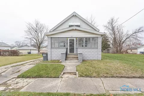 807 Marmion Ave, Toledo, OH 43607 photo 2