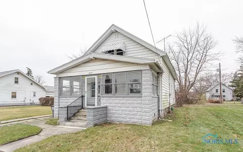 807 Marmion Ave, Toledo, OH 43607