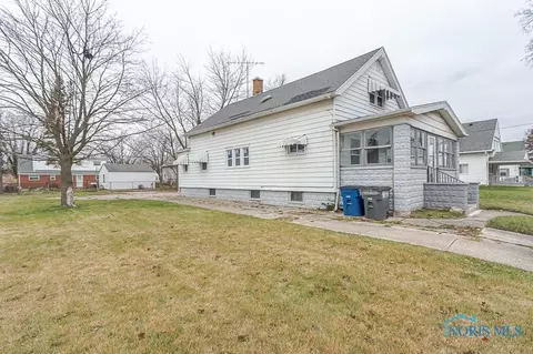 807 Marmion Ave, Toledo, OH 43607 photo 3