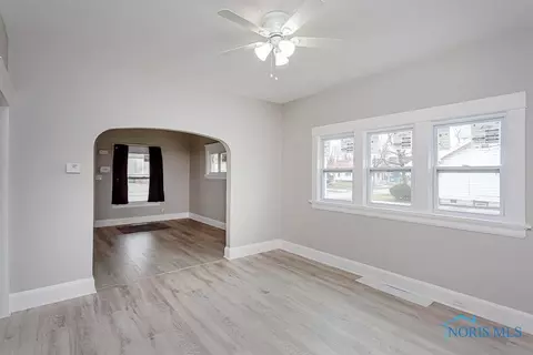 807 Marmion Ave, Toledo, OH 43607 photo 5