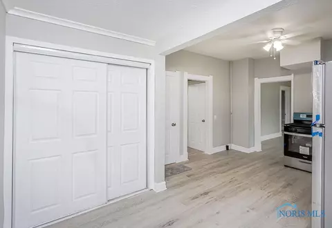 807 Marmion Ave, Toledo, OH 43607 photo 14