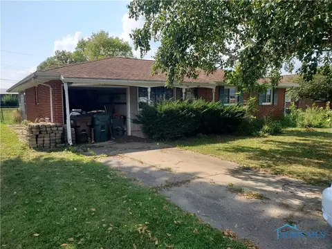 253 Beechwood Dr, Tiffin, OH 44883