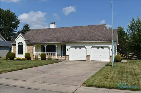 825 Waterville Monclova Rd, Waterville, OH 43566
