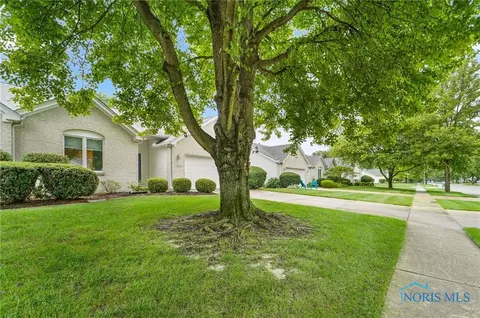 7347 Wicklow Woods Dr, Sylvania, OH 43560