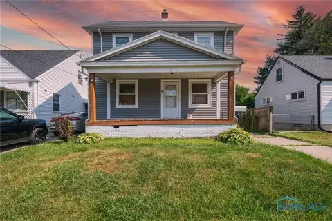 1720 Barrows St, Toledo, OH 43613