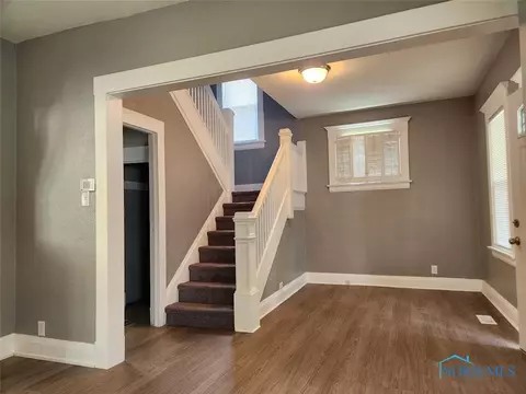 1109 Hamilton St, Toledo, OH 43607 photo 5