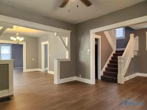 1109 Hamilton St, Toledo, OH 43607 photo 8