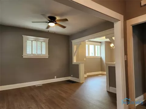 1109 Hamilton St, Toledo, OH 43607 photo 6