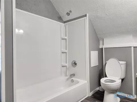 1109 Hamilton St, Toledo, OH 43607 photo 30