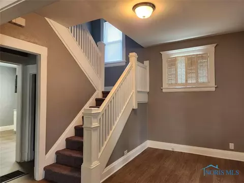 1109 Hamilton St, Toledo, OH 43607 photo 4