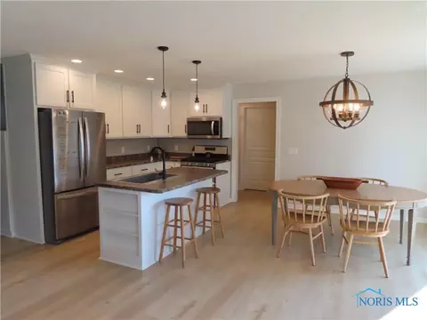 714 Center St, Bryan, OH 43506 photo 9