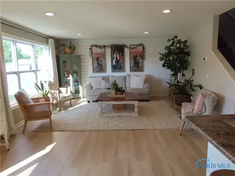 714 Center St, Bryan, OH 43506 photo 6