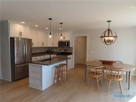 714 Center St, Bryan, OH 43506 photo 8