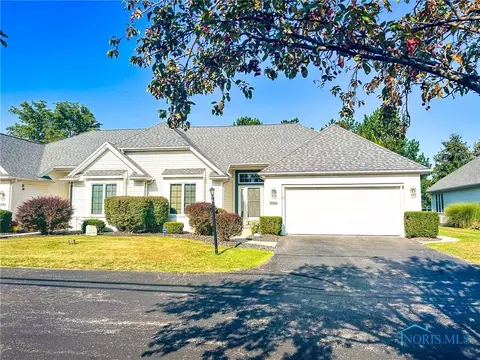 1086 Waterville Monclova Sq #11, Waterville, OH 43566