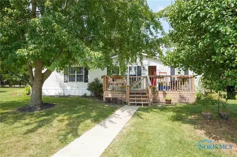 10414 Edgewood Dr, Findlay, OH 45840