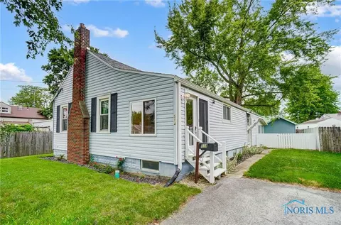 514 Defiance Ave, Findlay, OH 45840
