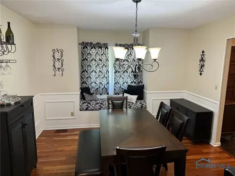 130 Oak Meadows Dr, Bryan, OH 43506 photo 9