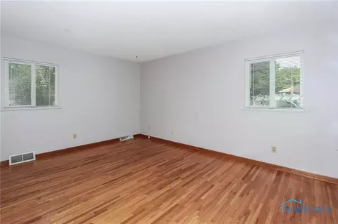 858 Maple Ln, Waterville, OH 43566 photo 8
