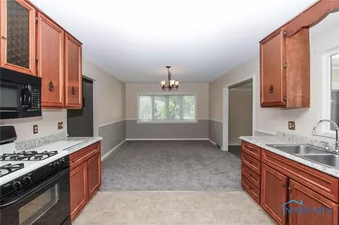 858 Maple Ln, Waterville, OH 43566 photo 17