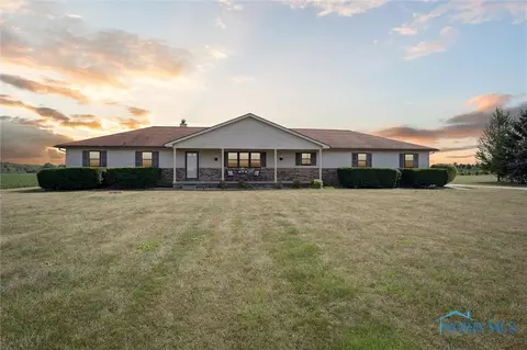 10281 Neiderhouse Rd, Perrysburg, OH 43551