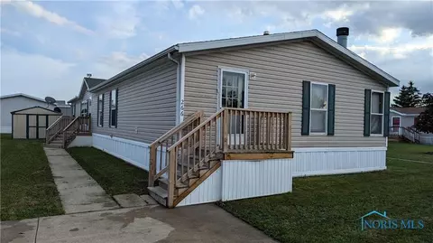 27484 Oregon Rd #266, Perrysburg, OH 43551