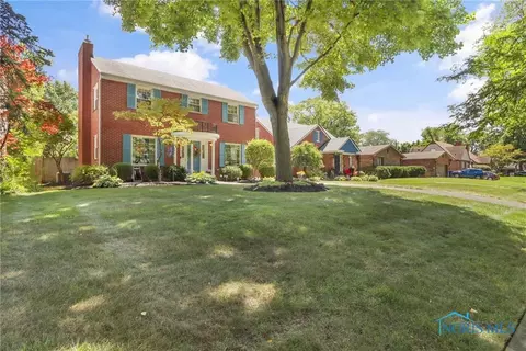 3008 Drummond Rd, Toledo, OH 43606