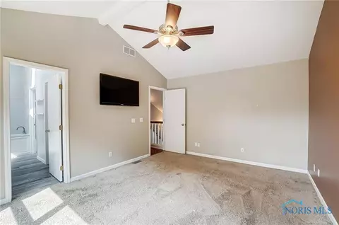 2102 River Rd, Maumee, OH 43537 photo 24