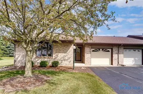 8 Windstone Dr, Findlay, OH 45840