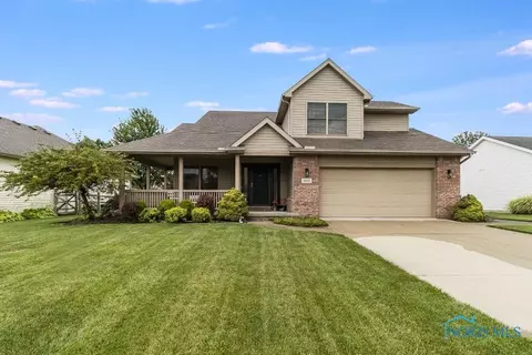 1100 Cardinal Bay Dr, Oregon, OH 43616