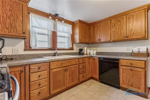 306 Edgar Ave, Findlay, OH 45840 photo 12