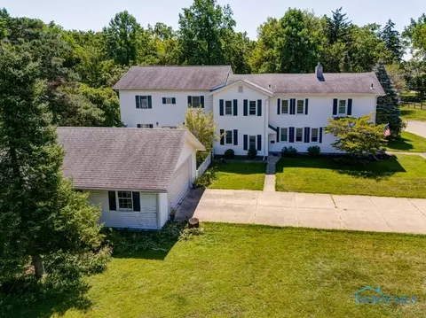 2222 River Rd, Maumee, OH 43537