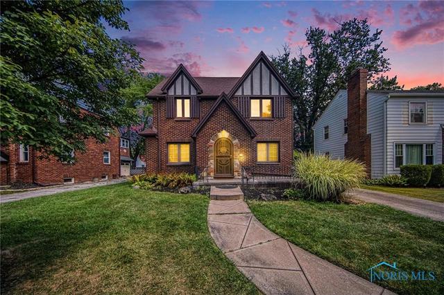 2512 Cheltenham Rd, Toledo, OH 43606