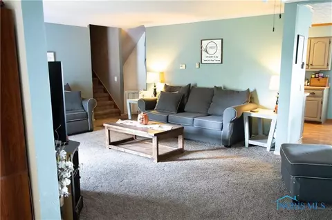 331 E Bartlow St, Deshler, OH 43516 photo 6