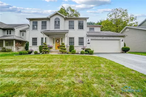 2226 Woods Edge Ct, Toledo, OH 43615