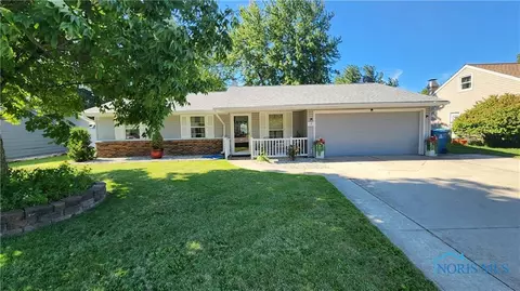 1206 Bavarian Ln, Bryan, OH 43506