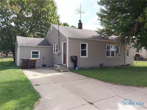 225 W Arthur St, Hicksville, OH 43526