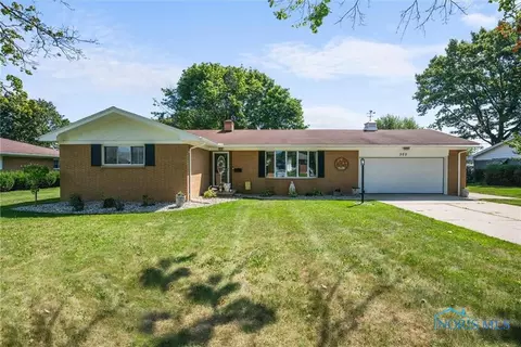 302 Allen St, Walbridge, OH 43465