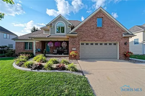 14706 Prairie Lake Dr, Perrysburg, OH 43551