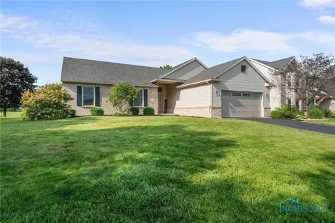 7804 Harvest Gold Dr, Holland, OH 43528