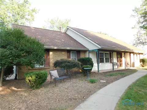 209 Ohio Dr, Bryan, OH 43506