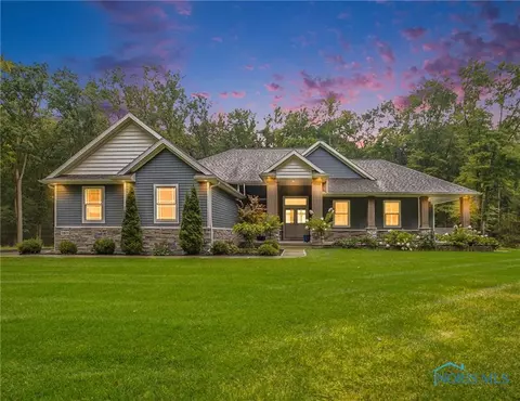 10879 Reed Rd, Monclova, OH 43542
