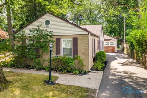 1867 Atwood Rd, Toledo, OH 43615