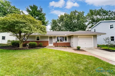 1901 Gayle Ln, Findlay, OH 45840